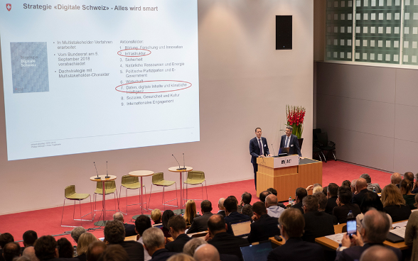 Presentazione della Strategia «Svizzera digitale».